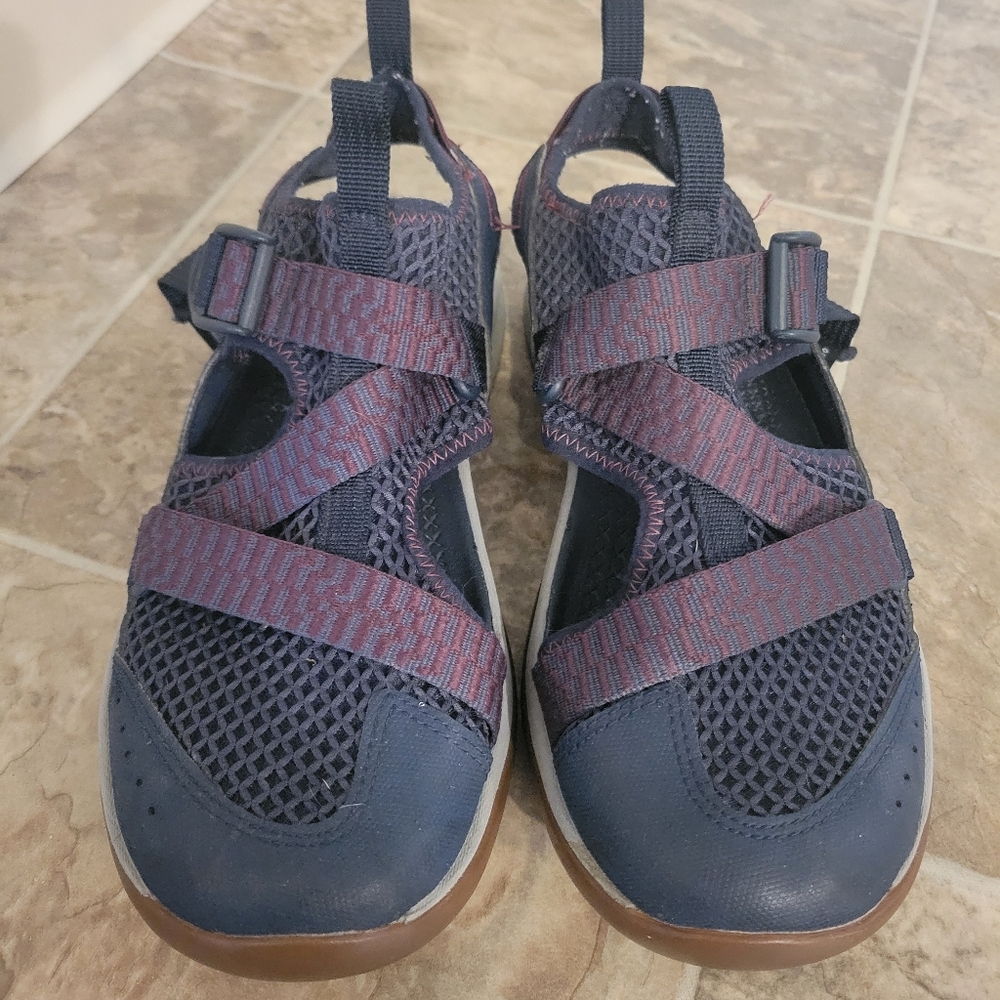 Chaco Womens Odyssey Sport Sandal, Size 8, Navy Red